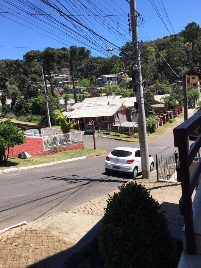 Pousada Justen Gramado Exterior foto